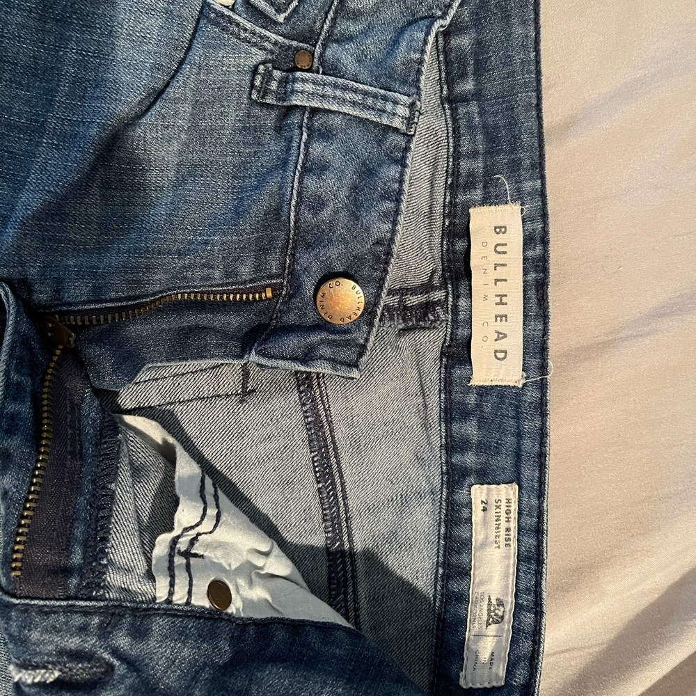 Bullhead skinny jeans